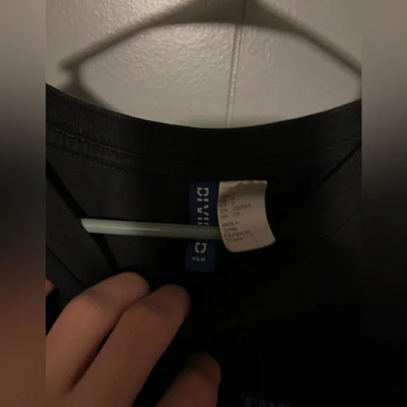 Shirt - Picture 2 of 3